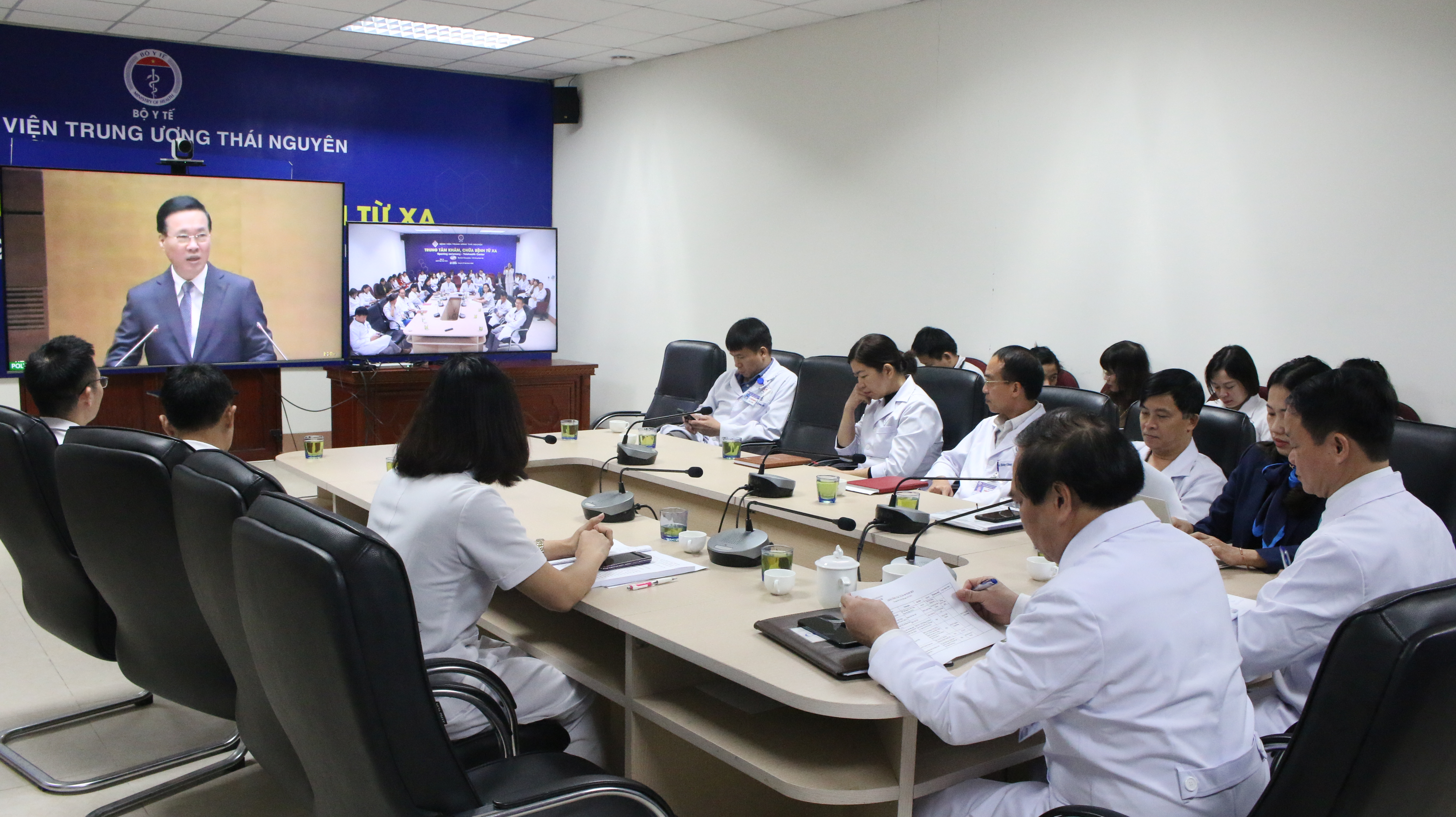 Bệnh viện Trung ương Thái Nguyên tham gia nghiên cứu, học tập nghị quyết Trung ương 8